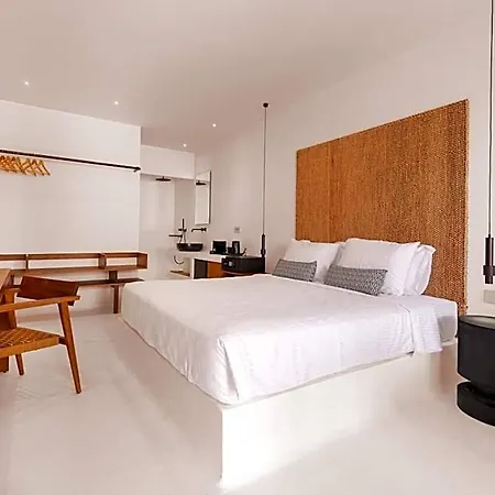 Akre - Designed For Adults 4* Naxos City