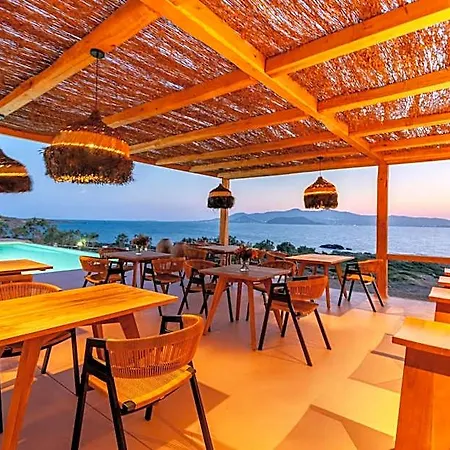Akre - Designed For Adults 4* Naxos City