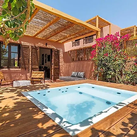 Akre - Designed For Adults 4* Naxos City