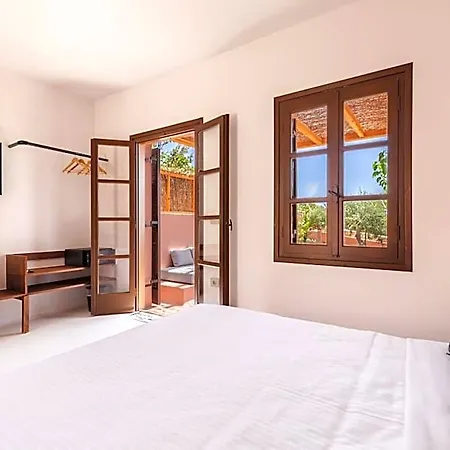 Akre - Designed For Adults 4* Naxos City
